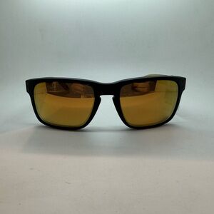 Oakley
HOLBROOK
BLK MT
GLD PMZ